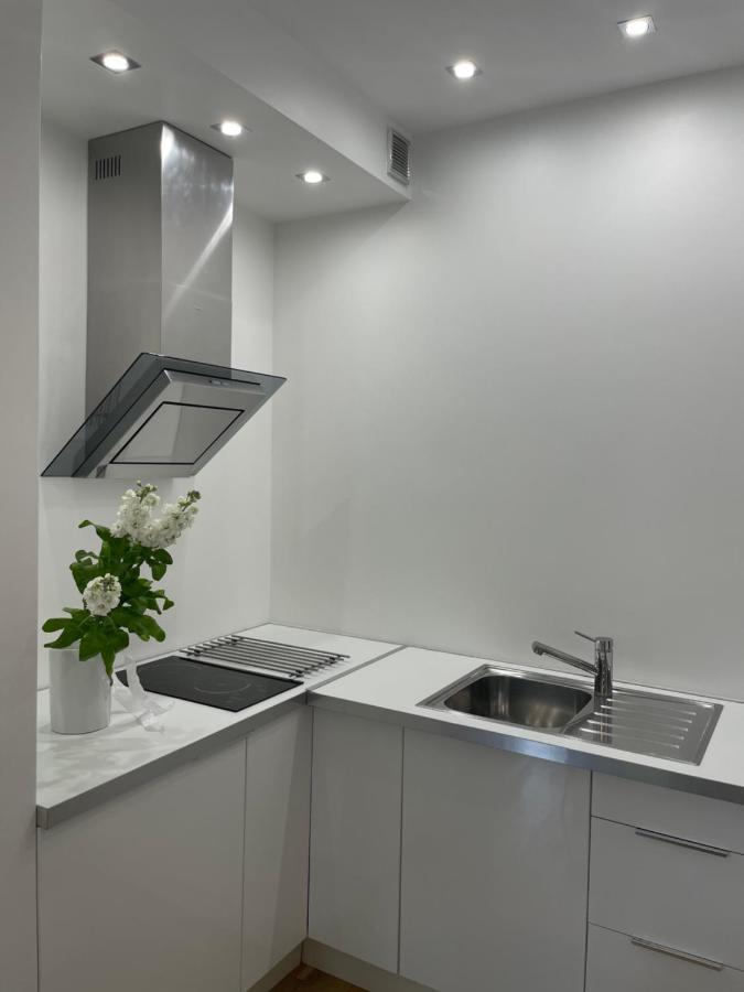 Apartament Przystan W Ustce - 120 M2 - 200 M Od Plazy Mickiewicza 2 Ustka Buitenkant foto